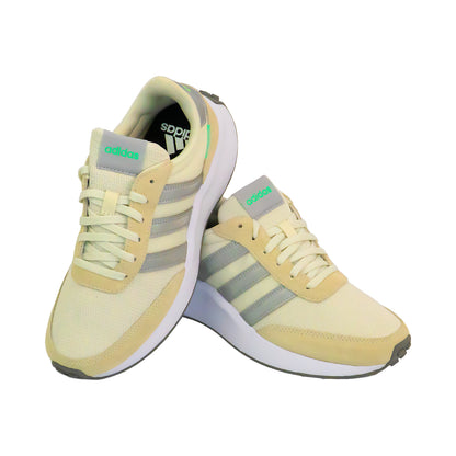 Zapatillas de tenis Adidas: 20 pares